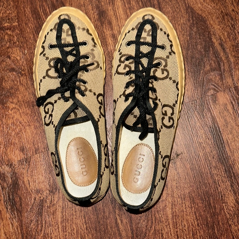Gucci Maxi GG Lace Up Sneakers